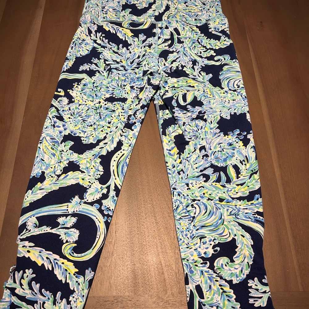Lilly Pulitzer Turquoise and Floral Leggings - Picture 3 of 4